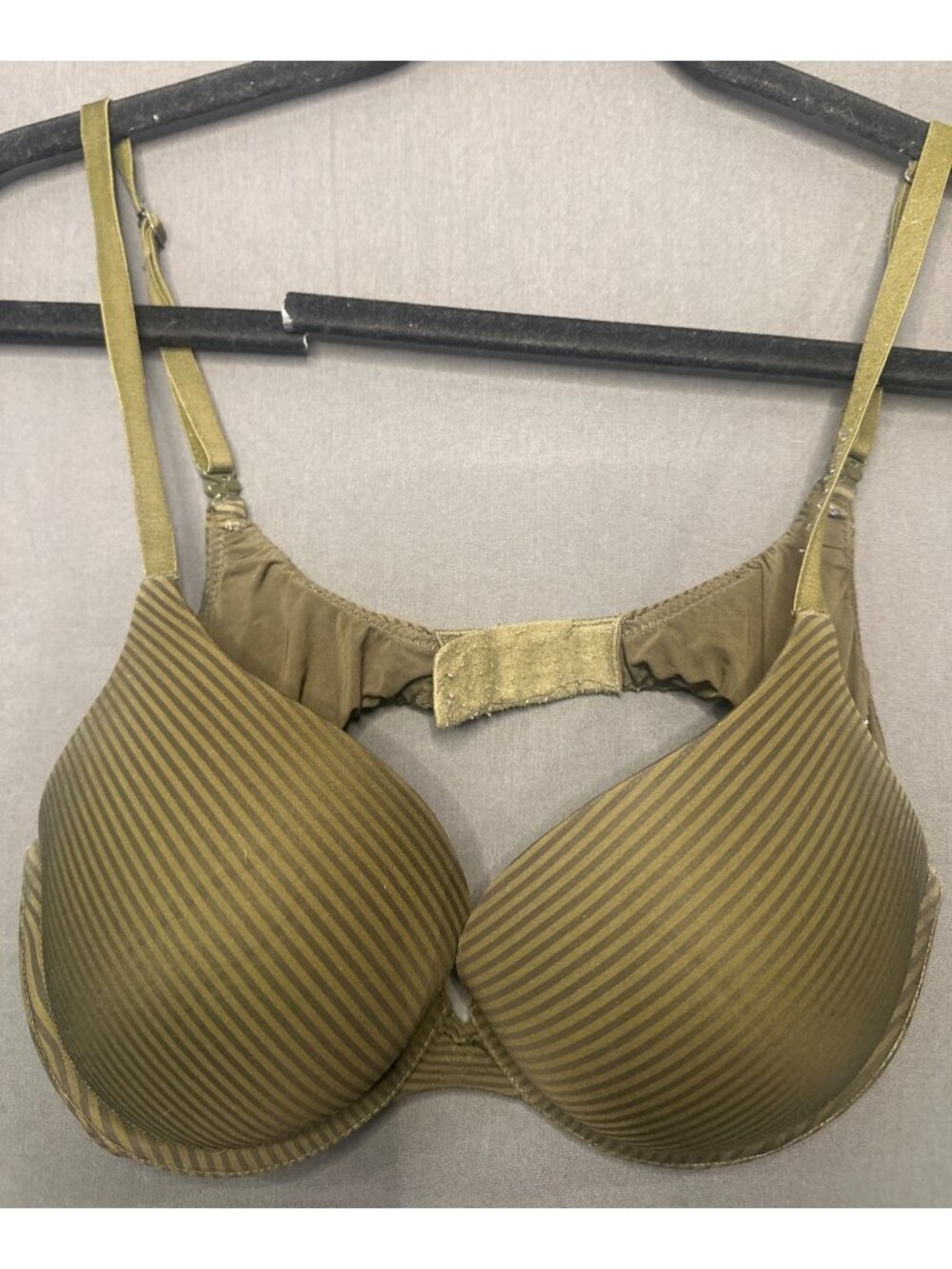 Victoria's Secret 36B Padded Perfect Coverage Bra Olive Green Striped